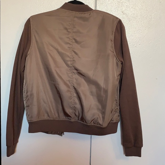 Bomber jacket! - Picture 2 of 3